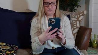 Sexyblonde69xx – Christian Mom Taboo Threesome